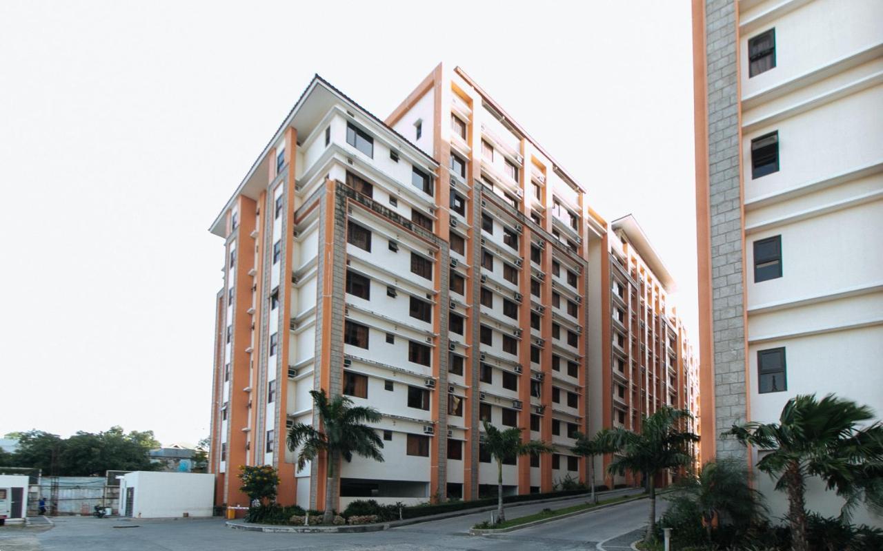RedDoorz Plus @ Cuarto Verde Staycation Las Piñas Exterior foto