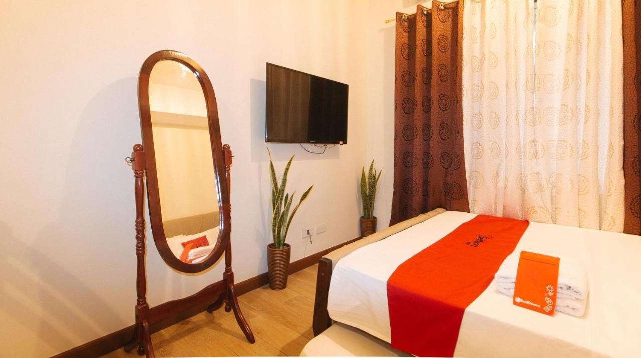 RedDoorz Plus @ Cuarto Verde Staycation Las Piñas Exterior foto