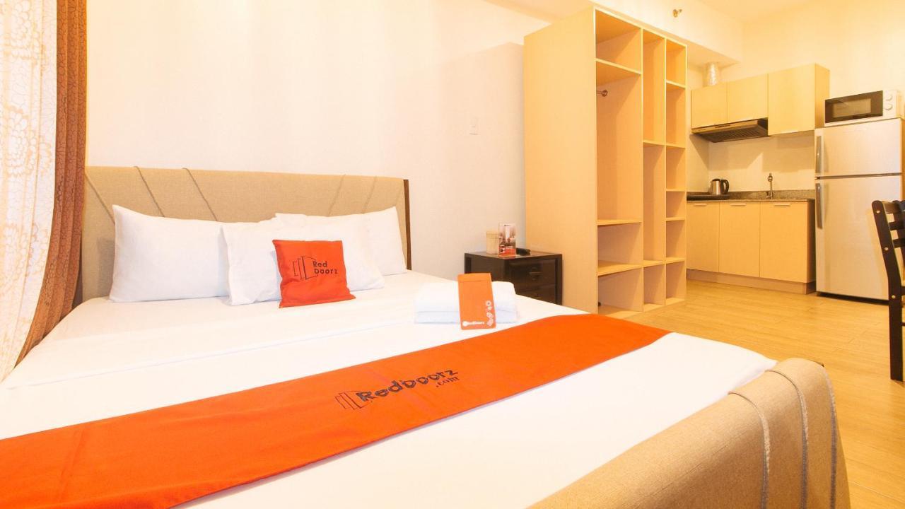 RedDoorz Plus @ Cuarto Verde Staycation Las Piñas Exterior foto